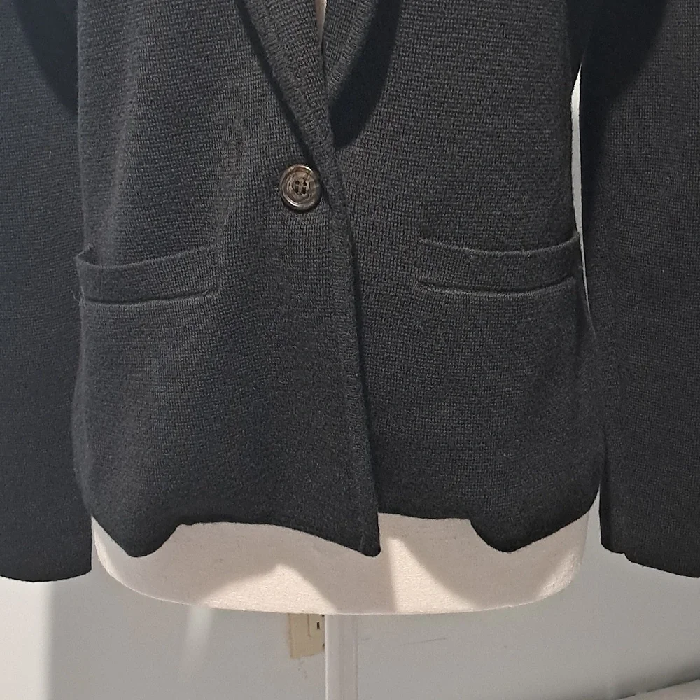 J. Crew 365 Women's Sweater Jacket. Size‎ Small. Black.